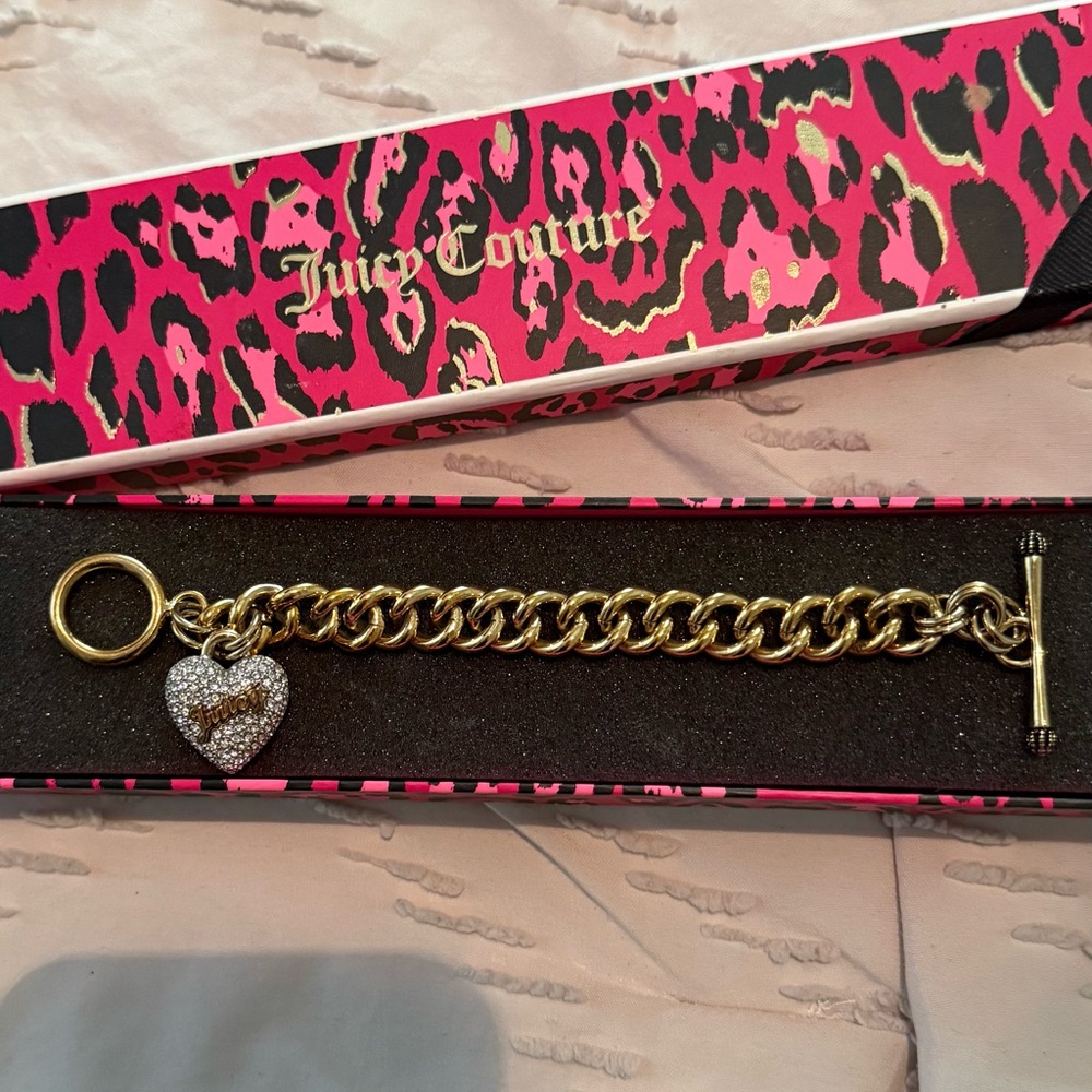 Juicy Couture Gold Chain Bracelet with Sparkly Heart Pendant